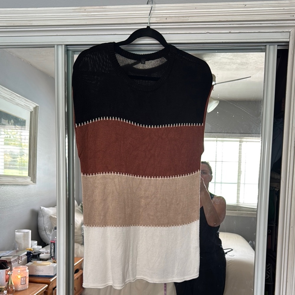 Striped Sleeveless Knit Top